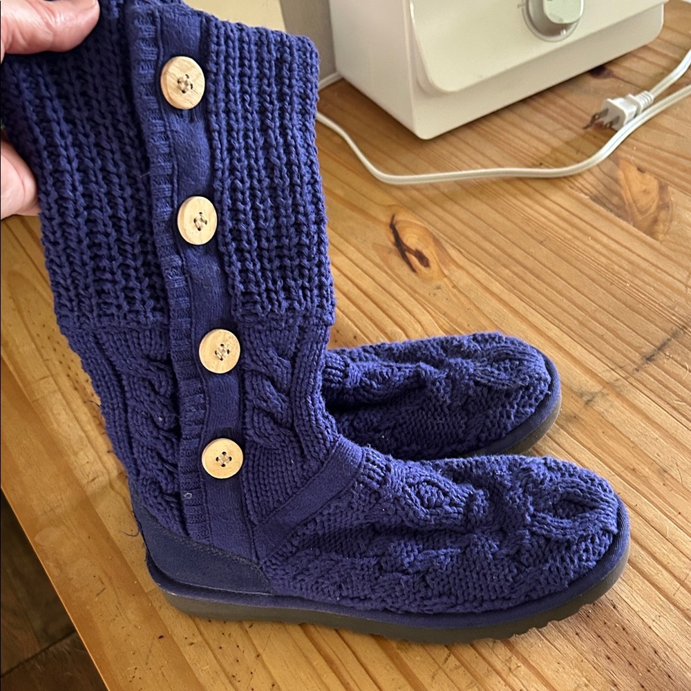 UGG cardy knit boots with suede heels 6